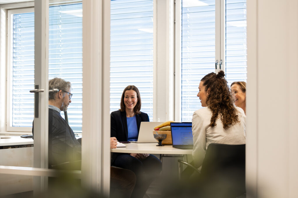 bilder av ansatte hos dib